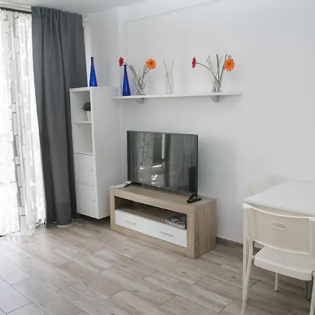 Vina Del Mar 5 Apartment